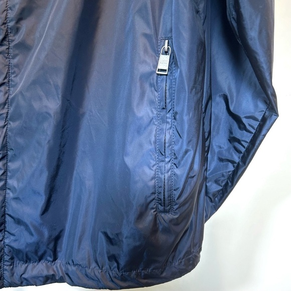 Hugo Boss “Chester” Dark Navy Windbreaker with Hide Away Hood, Size 42R - Picture 9 of 15
